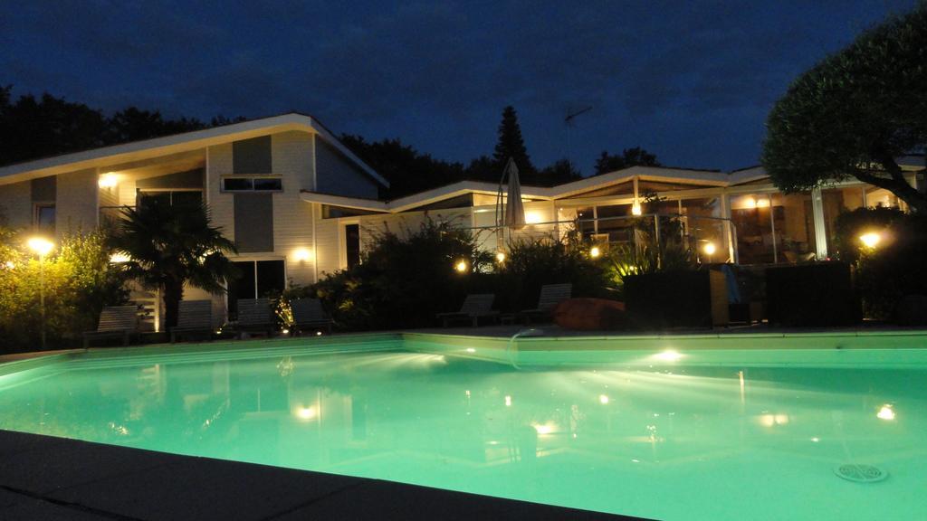 B&B La Closerie 33 Sadirac Exterior photo